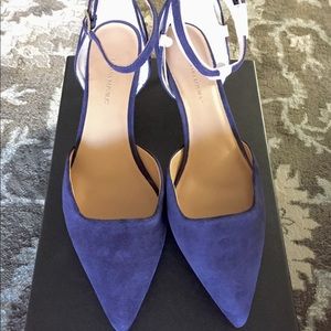 Banana Republic kitten heel BRAND NEW